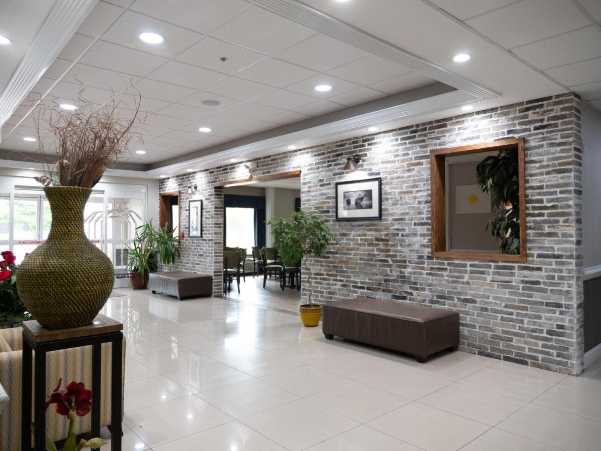 Days Inn & Suites By Wyndham Savannah North I-95 Port Wentworth Dış mekan fotoğraf