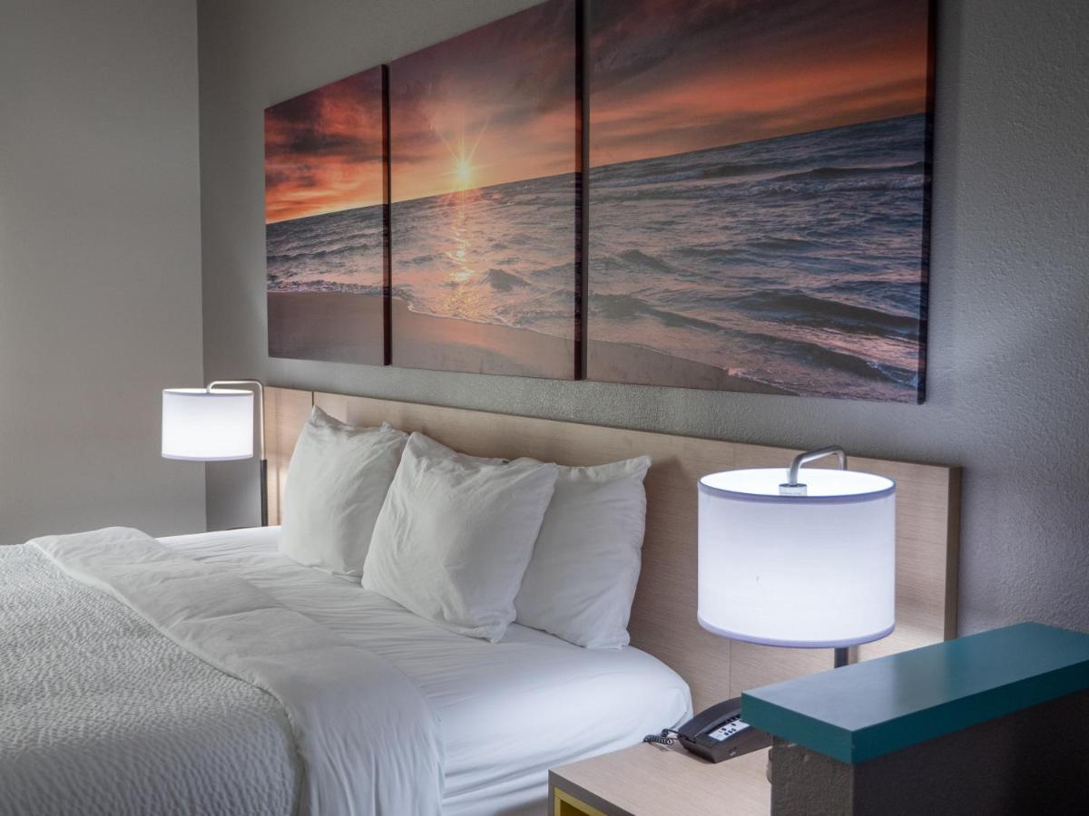 Days Inn & Suites By Wyndham Savannah North I-95 Port Wentworth Dış mekan fotoğraf