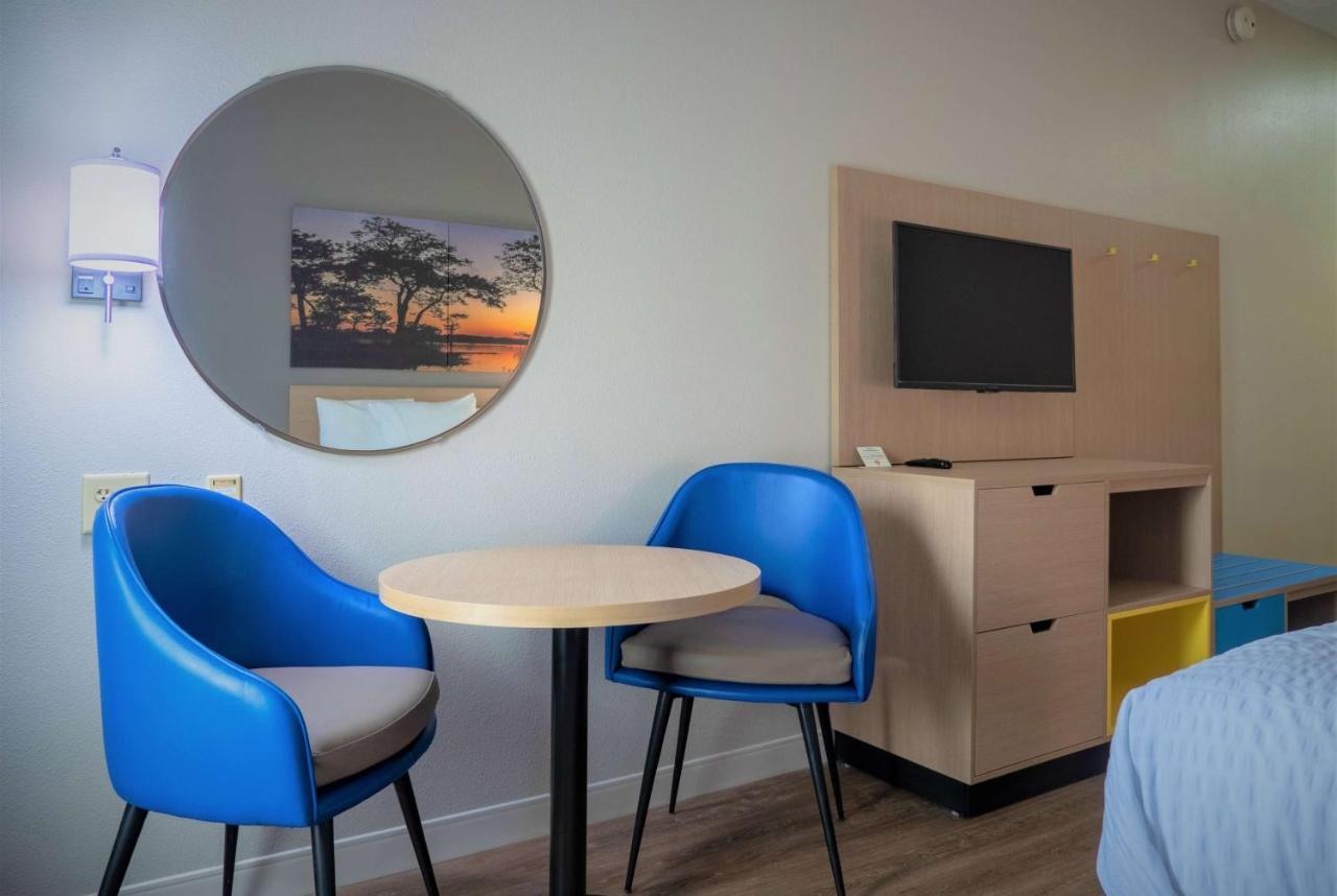 Days Inn & Suites By Wyndham Savannah North I-95 Port Wentworth Dış mekan fotoğraf